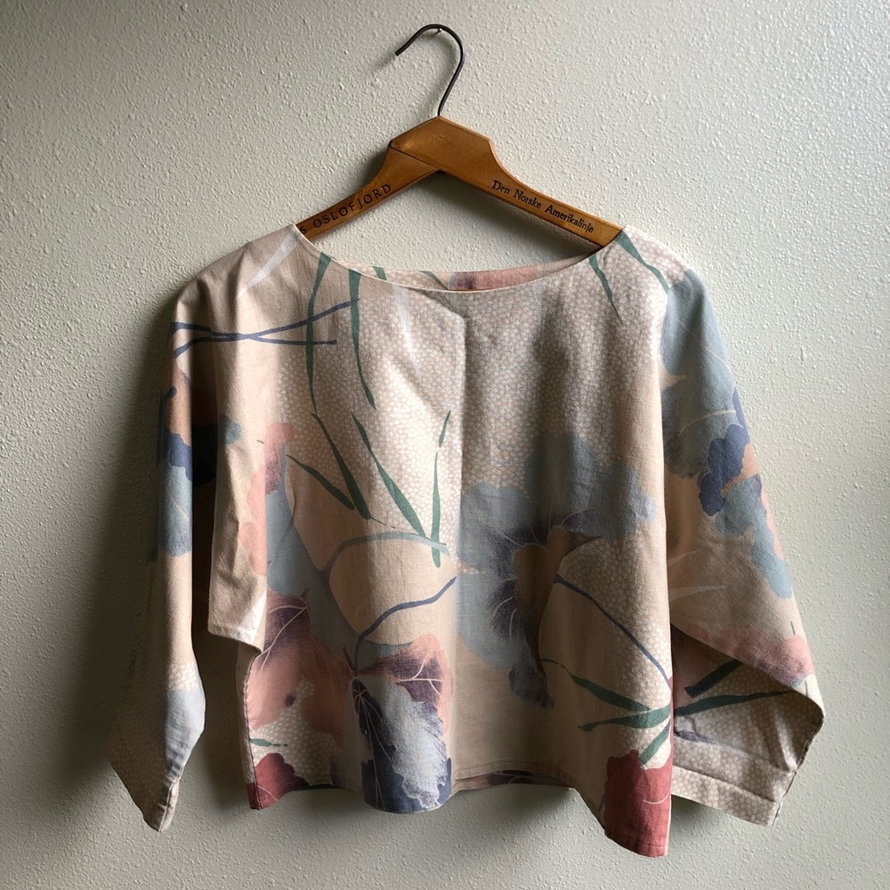 Vintage cotton cropped floral top